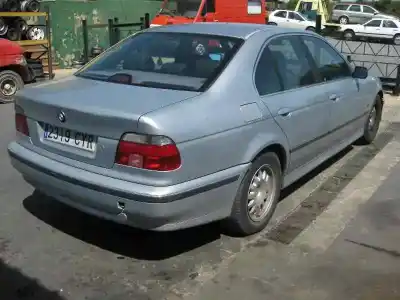 Hurda Aracı bmw serie 5 berlina (e39) 528i yılın 1996 güçlü 