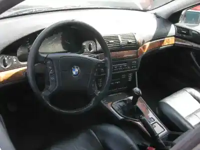 Hurda Aracı bmw serie 5 berlina (e39) 528i yılın 1996 güçlü 