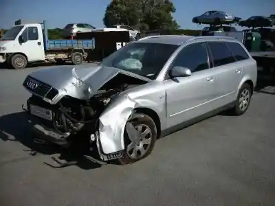 Veículo de Sucata AUDI A4 AVANT (8E) 1.9 TDI (96kW) do ano 2003 alimentado AWX