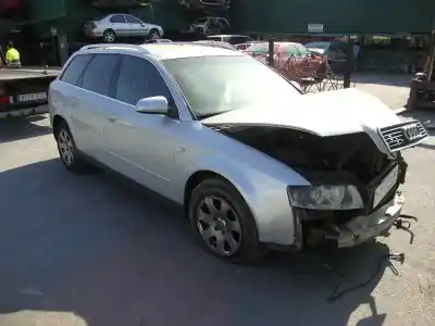 Veículo de Sucata audi a4 avant (8e) 1.9 tdi (96kw) do ano 2003 alimentado awx