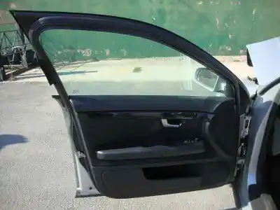 Veículo de Sucata audi a4 avant (8e) 1.9 tdi (96kw) do ano 2003 alimentado awx