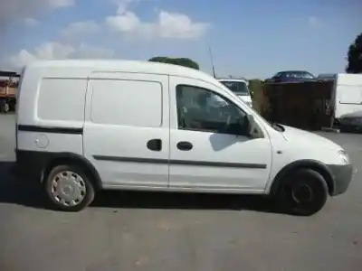 Здавання транспортного засобу opel combo cargo року 2006 потужний z13dt