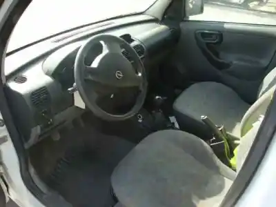 Здавання транспортного засобу opel combo cargo року 2006 потужний z13dt