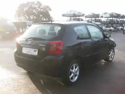 Veículo de Sucata toyota corolla (e12) 2.0 d-cat do ano 2003 alimentado 1cdftv