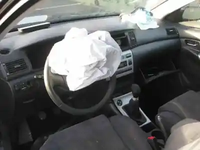 Veículo de Sucata toyota corolla (e12) 2.0 d-cat do ano 2003 alimentado 1cdftv