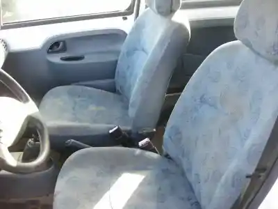 Здавання транспортного засобу renault   року 1999 потужний e7j634 Здавання транспортного засобу renault   року 1999 потужний e7j634