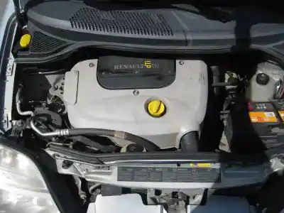 Veículo de Sucata renault scénic i monospace (ja0/1_, fa0_) 1.9 dti (ja1u) do ano 2001 alimentado f9q744