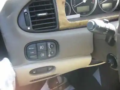 Vehicul casat jaguar s-type 2.7 v6 diesel cat al anului 2006 alimentat 7g