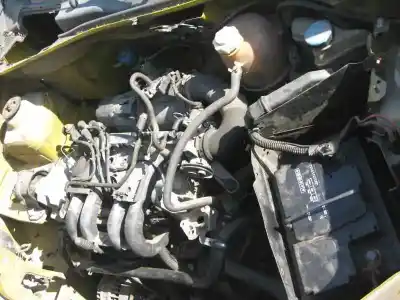 Sloopvoertuig renault   van het jaar 1997 aangedreven d7f730 Sloopvoertuig renault   van het jaar 1997 aangedreven d7f730