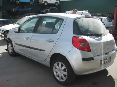 Veículo de Sucata renault clio iii 1.5 dci diesel cat do ano 2008 alimentado k9k766