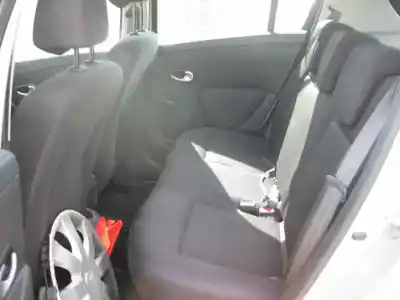 Veículo de Sucata renault clio iii 1.5 dci diesel cat do ano 2008 alimentado k9k766