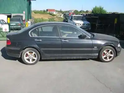 Veículo de Sucata bmw serie 3 berlina (e46) 320d do ano 2000 alimentado m47204d1