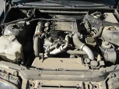 Veículo de Sucata bmw serie 3 berlina (e46) 320d do ano 2000 alimentado m47204d1
