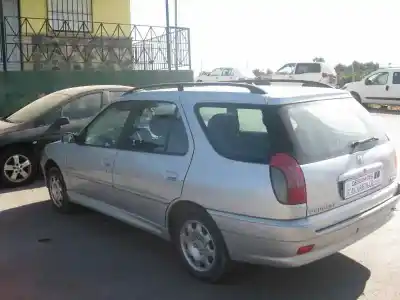 Veículo de Sucata peugeot 306 break 1.9 diesel do ano 1979 alimentado wjydw8b