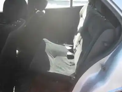 Veículo de Sucata peugeot 306 break 1.9 diesel do ano 1979 alimentado wjydw8b