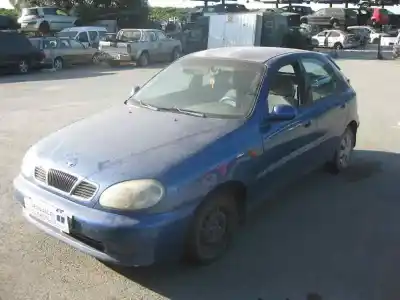 Sloopvoertuig DAEWOO LANOS 1.4 CAT van het jaar 2000 aangedreven A14SMS