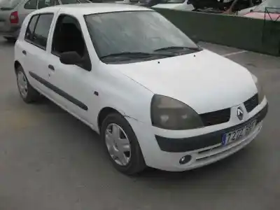 Здавання транспортного засобу RENAULT CLIO II FASE II (B/CB0) 1.5 dCi Diesel року 2001 потужний K9K704