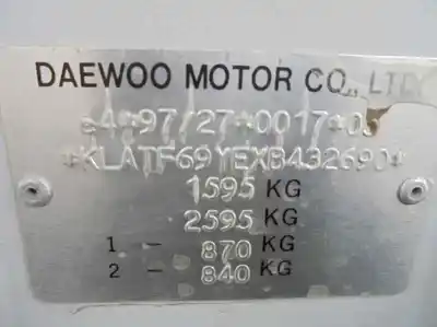 Véhicule à la ferraille daewoo lanos 1.5 cat de l'année 1999 alimenté a15sms