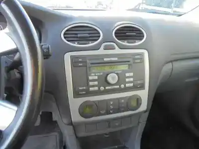 Veículo de Sucata ford focus berlina (cap) 1.6 tdci cat do ano 2007 alimentado hhda