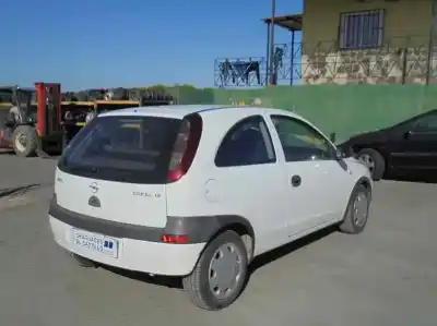 Scrapping Vehicle opel corsa c 1.2 16v cat (z 12 xe / lw4) of the year 2002 powered z12xe