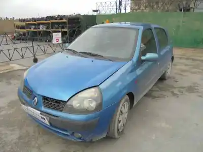 Здавання транспортного засобу RENAULT CLIO II FASE II (B/CB0) 1.5 dCi Diesel року 2001 потужний K9K704