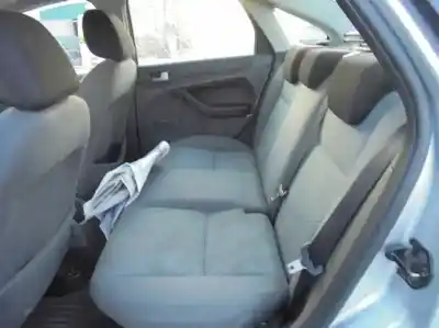 Veículo de Sucata ford focus berlina (cap) 1.6 16v cat do ano 2005 alimentado hwda