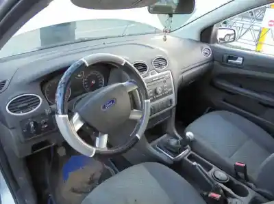 Veículo de Sucata ford focus berlina (cap) 1.6 16v cat do ano 2005 alimentado hwda