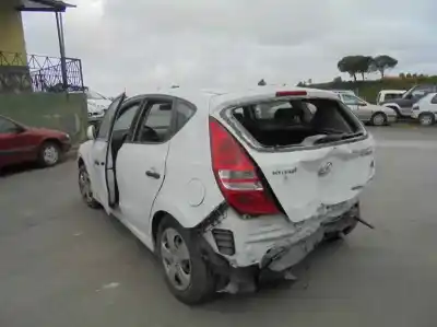 Veículo de Sucata hyundai i30 (fd) 1.6 crdi do ano 2011 alimentado d4fb