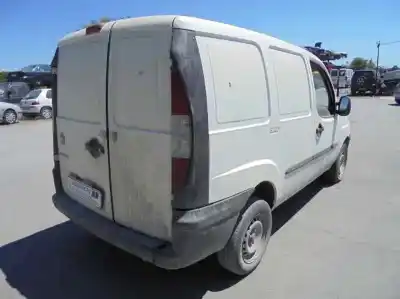 Véhicule à la ferraille fiat doblo (119) 1.9 d elx de l'année 2004 alimenté 223a6000