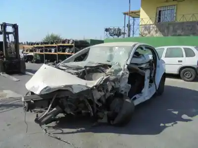 Veículo de Sucata PEUGEOT 207 1.4 HDi do ano 2007 alimentado 8HZ