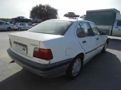 Veículo de Sucata bmw serie 3 berlina (e36) 1.8 cat do ano 1991 alimentado m40b18