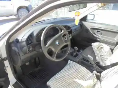 Veículo de Sucata bmw serie 3 berlina (e36) 1.8 cat do ano 1991 alimentado m40b18