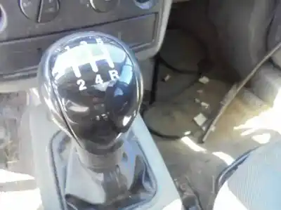 Véhicule à la ferraille ford tourneo connect (tc7) 1.8 tdci cat de l'année 2005 alimenté ffda