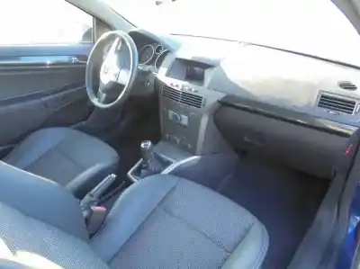 Veículo de Sucata opel astra gtc 1.7 16v cdti do ano 2004 alimentado z17dth