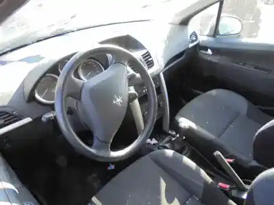 Veicolo di demolizione peugeot 207 confort dell'anno 2013 alimentato 8hr