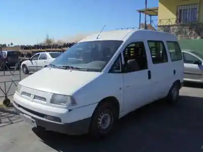 Veículo de Sucata CITROEN JUMPY (U6U_) 1.9 D do ano 2002 alimentado WJZDW8