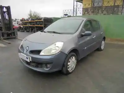 Veículo de Sucata renault clio iii exception do ano 2008 alimentado d4f740
