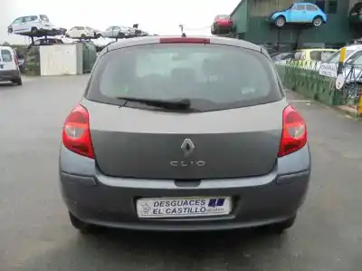 Veículo de Sucata renault clio iii exception do ano 2008 alimentado d4f740