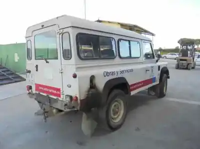 Veicolo di demolizione land rover defender (ld) 2.5 tdi dell'anno 1997 alimentato 23l