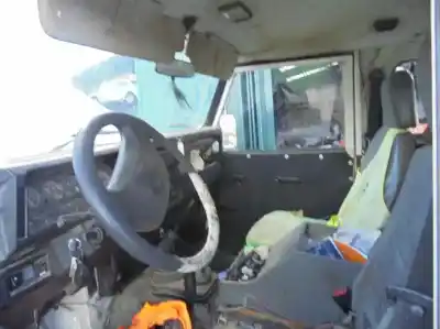 Veicolo di demolizione land rover defender (ld) 2.5 tdi dell'anno 1997 alimentato 23l