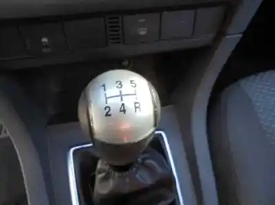 Veículo de Sucata ford focus berlina (cap) trend do ano 2007 alimentado hwda