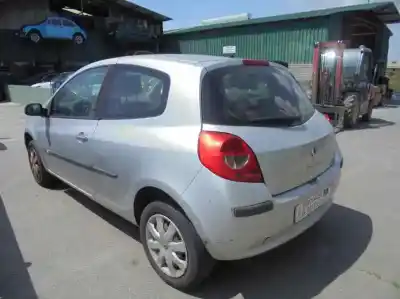 Veículo de Sucata renault clio iii exception do ano 2007 alimentado d4f740