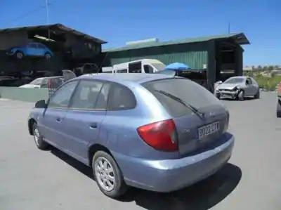 Veículo de Sucata kia rio rs berlina do ano 2004 alimentado a3d