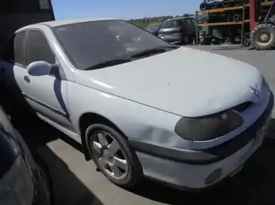 Veículo de Sucata renault laguna (b56) 1.9 dci diesel cat do ano 2000 alimentado f9q718