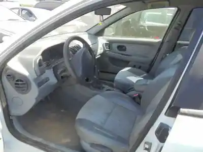 Veículo de Sucata renault laguna (b56) 1.9 dci diesel cat do ano 2000 alimentado f9q718