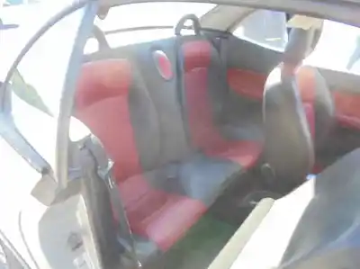 Veicolo di demolizione peugeot 206 cc 2.0 16v cat dell'anno 2002 alimentato rfnew10j4