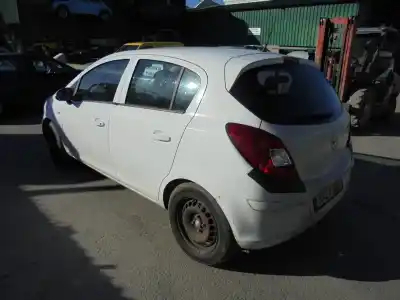 Veicolo di demolizione opel corsa d 1.3 16v cdti dell'anno 2009 alimentato 