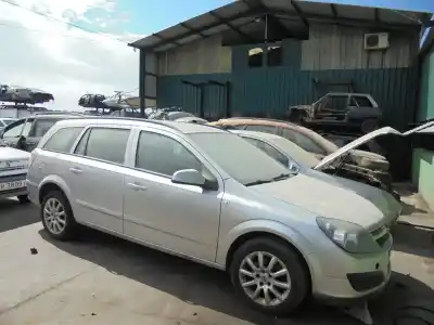 Scrapping Vehicle OPEL ASTRA H GTC (A04) 1.7 CDTi (L08) of the year 2006 powered Z17DTH