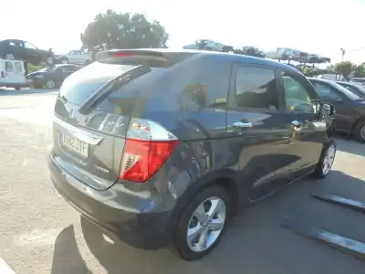 Veículo de Sucata honda fr-v (be) 2.2 i ctdi (be5) do ano 2005 alimentado n22a1