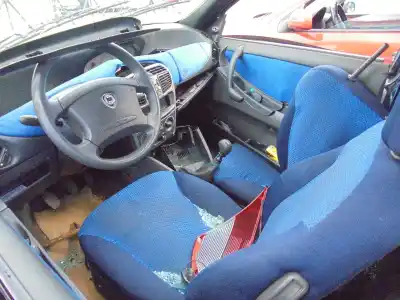 Scrapping Vehicle lancia ypsilon (101) 1.2 8v of the year 2001 powered 188a4000